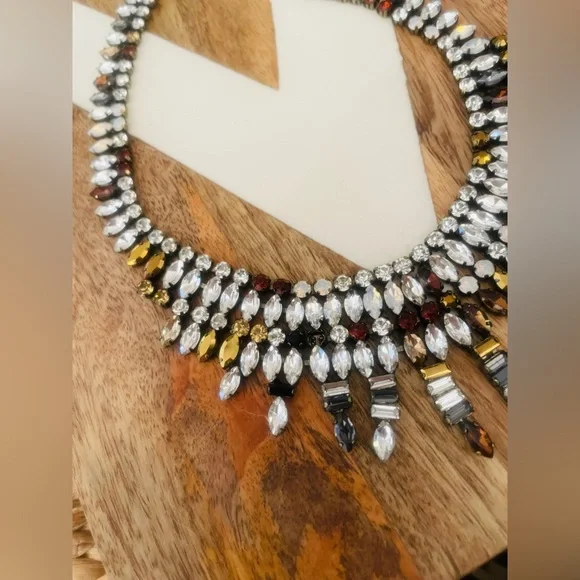 Lori Goldstein “Northern Lights” Statement Necklac - Picture 3 of 8